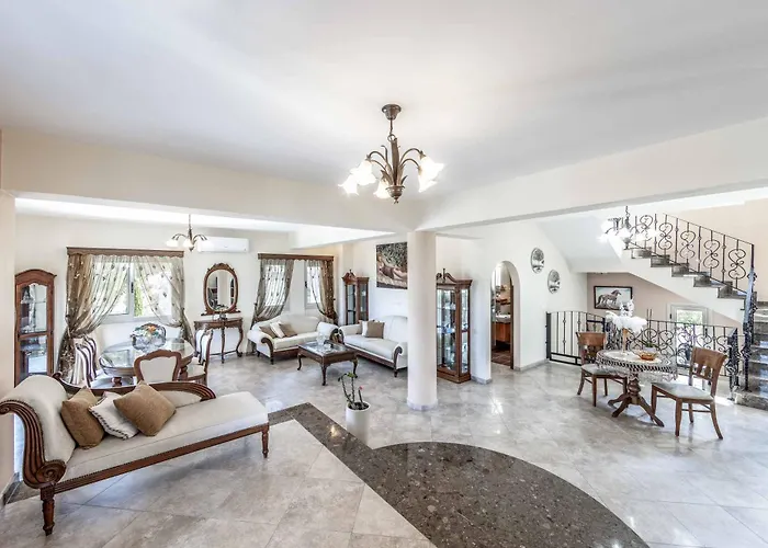 Vila Vasilissa Argaka